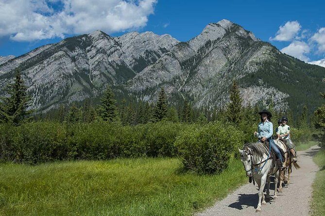 1 Hour Bow River Ride - Spray River option: Boat Falls and a route that passes the golf course area
