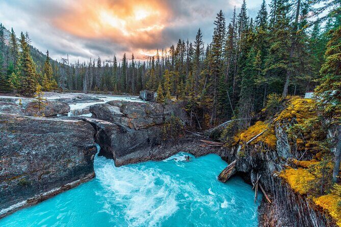 8 Iconic Stops. 12 Comfy Seats. See Banff's Best in First Class. - Yoho National Park in Winter: Emerald Lake + Natural Bridge