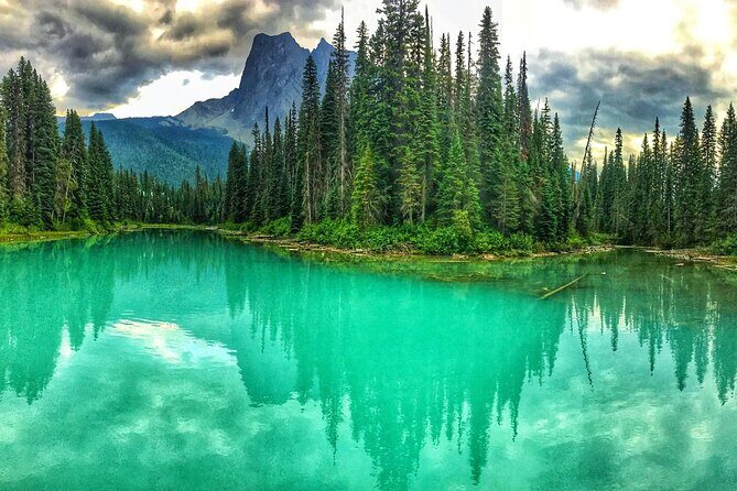 8 Iconic Stops. 12 Comfy Seats. See Banff's Best in First Class. - The Small-Group Plan: Why It Works for One-Day Sightseeing