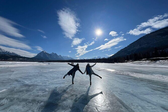 Abraham IceBubble, Peyto, Bow Lake with Snowshoeing& Icewalk - Abraham Lake Ice Bubbles: the whole point of the day