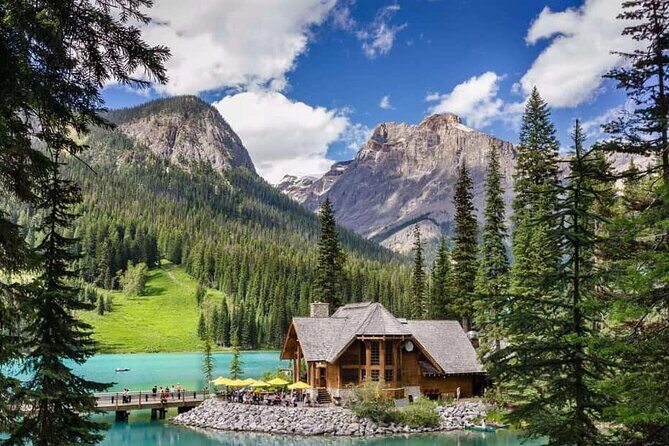 Banff Gondola, Lake Louise, Emerald Lake and Lake Minnewanka Tour - A packed Banff-and-Yoho day that still feels organized