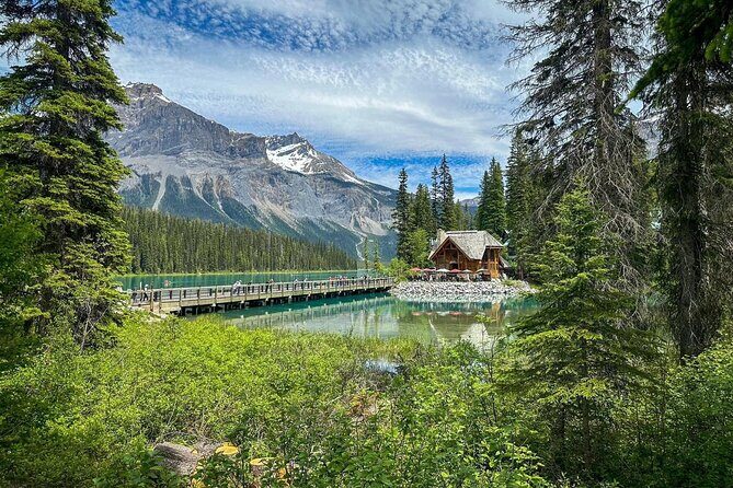 Banff Gondola, Lake Louise, Emerald Lake and Lake Minnewanka Tour - Banff town time: use it for photos, shopping, and lunch