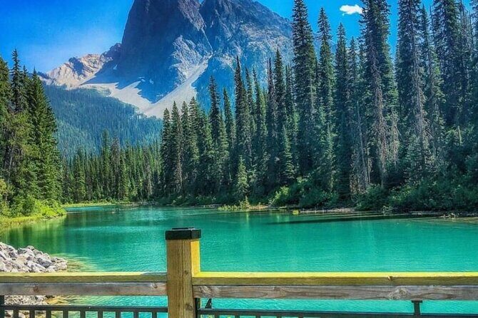 Banff Gondola, Lake Louise, Emerald Lake and Lake Minnewanka Tour - Lake Louise: iconic turquoise with glacier energy