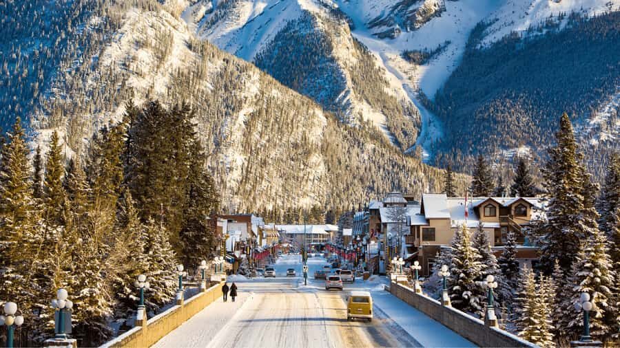 Banff: Gondola Ticket and Johnston Canyon Hiking Tour - Surprise Corner and the Fairmont Banff Springs hotel break