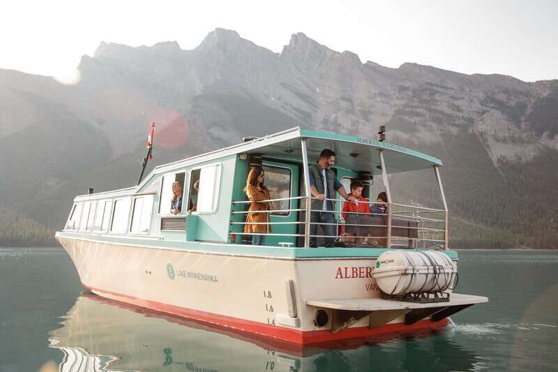 Banff: Lake Minnewanka Cruise - What the Live Commentary Adds (And Why Guides Make or Break It)