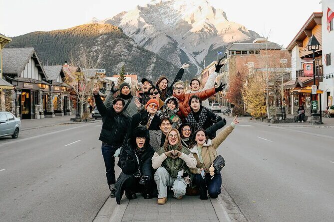 Banff: Moraine Lake and Lake Louise Shuttle | Limited Time Offer! - Comfort, Sound, and the Bus Experience