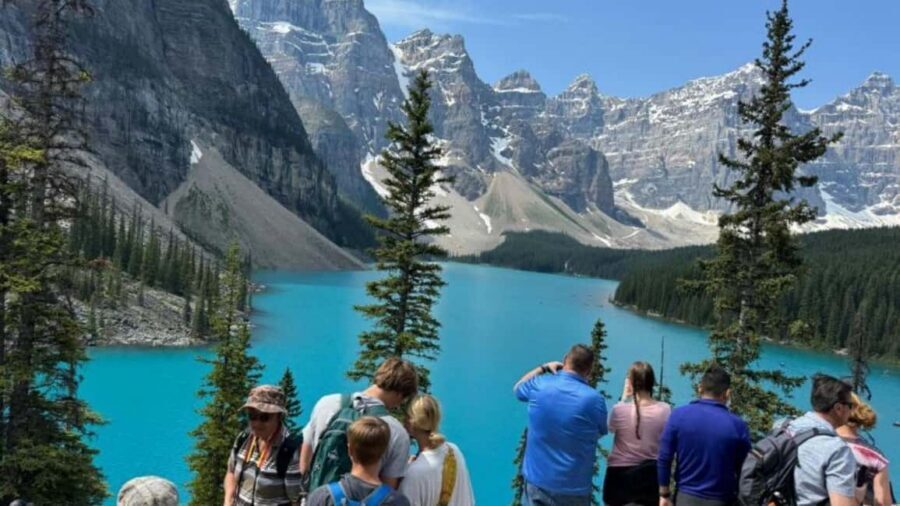 Banff. Moraine, Lake Louise ,Emerald & Johnston Canyon tour - Why This Banff Lakes and Johnston Canyon Day Feels Efficient