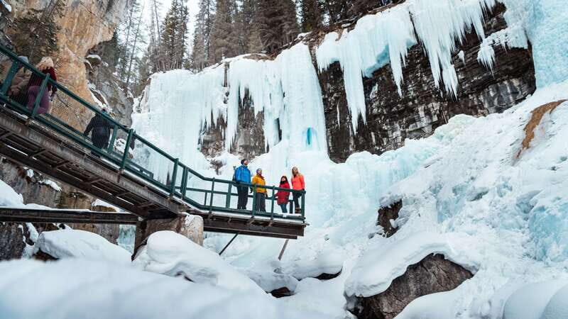 Banff: Morning or Afternoon Johnston Canyon Icewalk - Bow Valley Parkway pickup: the easy start from Banff