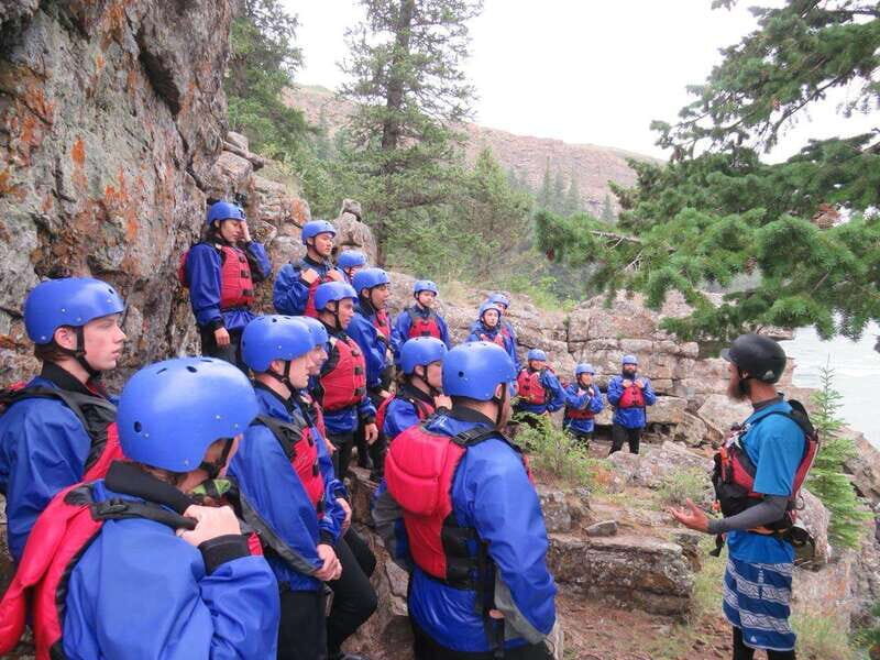 Banff: Morning Whitewater Rafting Tour in Horseshoe Canyon - Horseshoe Canyon Whitewater from Banff: What Makes This 4-Hour Run Worth It