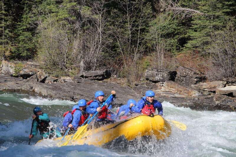 Banff: Morning Whitewater Rafting Tour in Horseshoe Canyon - After the Rapids: Hot Beverage, Snacks, and Online Photos