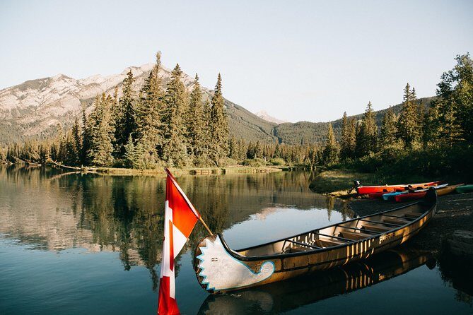 Banff National Park Big Canoe Tour - Wildlife spotting: what to watch for and how to spot it
