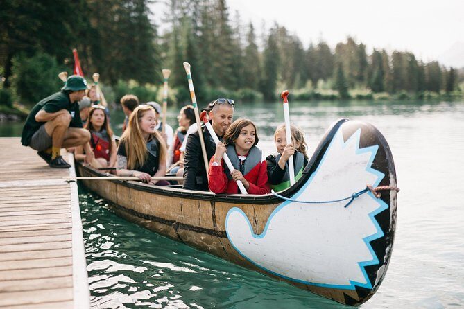 Banff National Park Big Canoe Tour - The guided difference: humor, spotting skills, and photo help