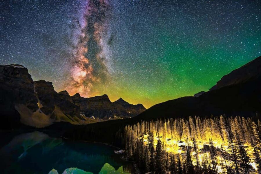 Banff OR Moraine Lake: Night Tour with possible Stargazing - Your Cozy Observation Base: Blankets, Hot Drinks, and Real Comfort