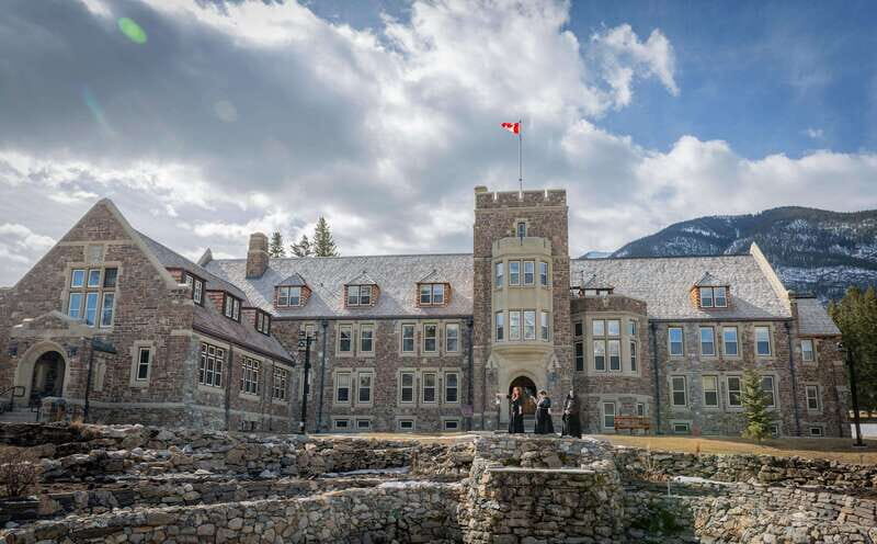 Banff: Paranormal History Walking Ghost Tour - Banff after dark: the real vibe of a paranormal history walk
