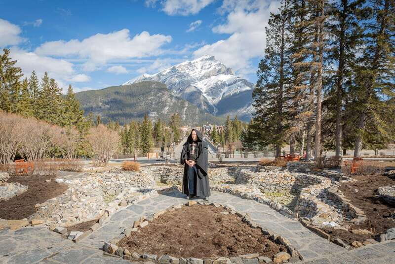 Banff: Paranormal History Walking Ghost Tour - Iconic viewpoints with a spooky perspective