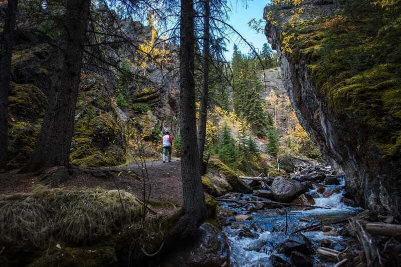 Banff: Thermal Waters and Hidden Waterfalls - 3hr Walk - Safety, gear, and rules that keep the walk pleasant