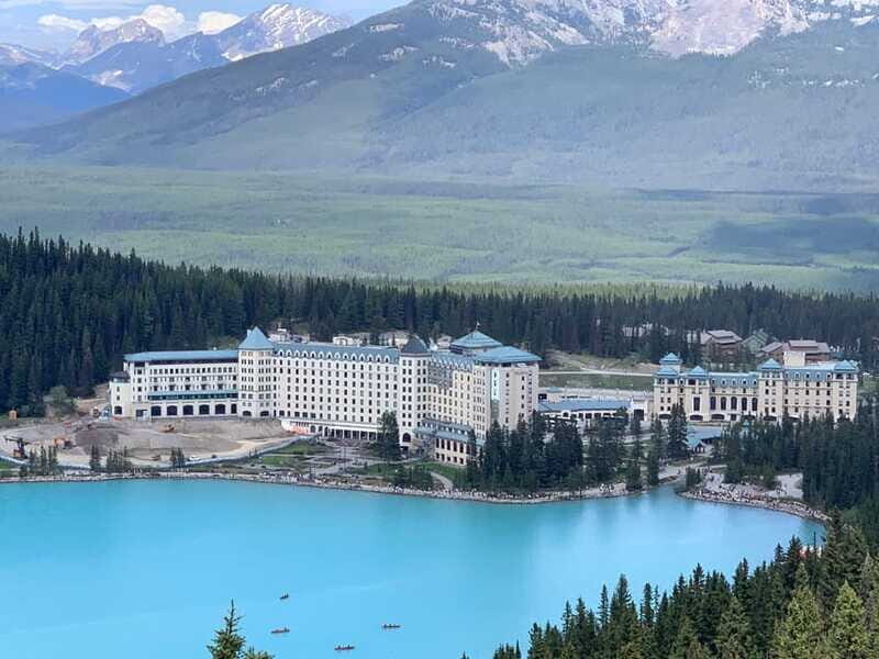 Banff Town: Gondola, Lake Louise, Moraine, Cave and Basin - Lake Louise: turquoise views, plus enough time to slow down