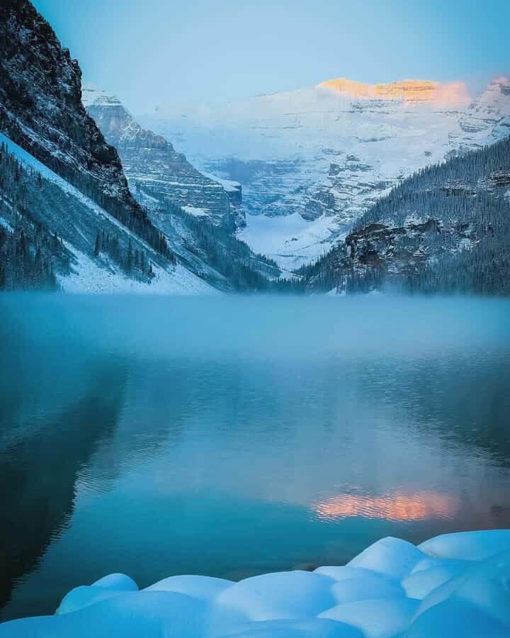 Calgary Banff: Columbia Icefield, Skywalk and Lakes Day Tour - Castle Mountain to Lake Louise: Getting Your Eyes Adjusted Fast