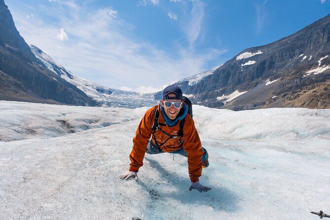 Columbia Icefield Adventure,Bow Lake,Peyto Lake in Banff & Jasper - Bow Lake: Why the Water Turns Turquoise