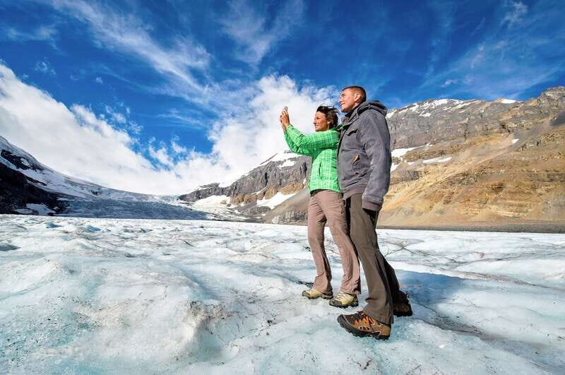 From Banff: Athabasca Glacier and Columbia Icefield Day Trip - Icefields Parkway Drive: the easy way to see big mountain views