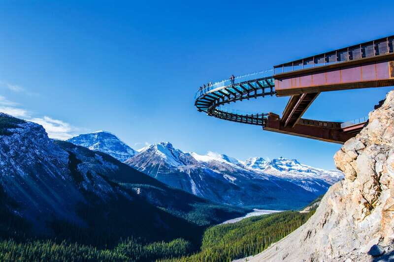 From Banff: Athabasca Glacier and Columbia Icefield Day Trip - Lunch timing at the Icefields and the Bow Lake stop