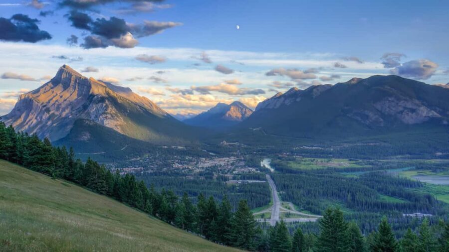 From Banff: Banff Wildlife & Scenic Highlights Premium Tour - Key takeaways before you go