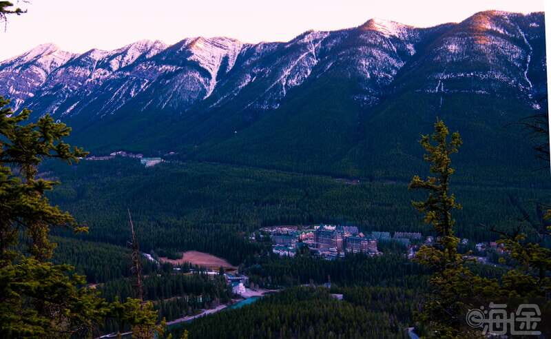 From Banff/Canmore: Deep 1 Day Tour in Banff National Park - Surprise Corner and Hoodoos Trail: viewpoint chasing without the chaos