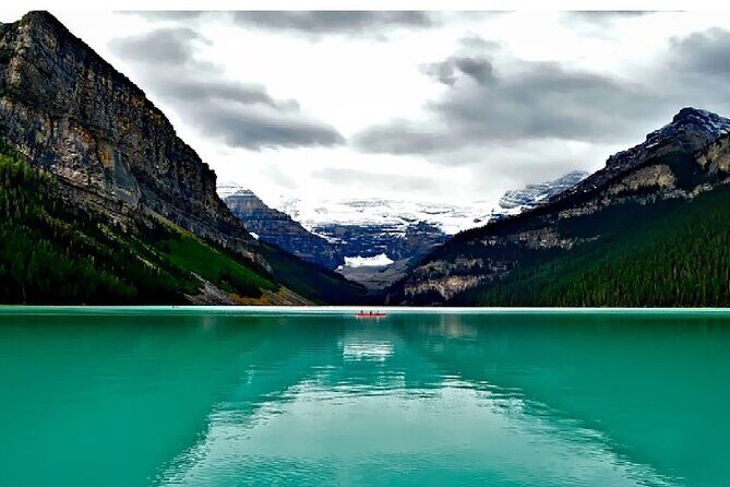 From Banff/Canmore: Trip to Moraine Lake and Lake Louise - Why this Banff–Moraine–Lake Louise shuttle is so practical