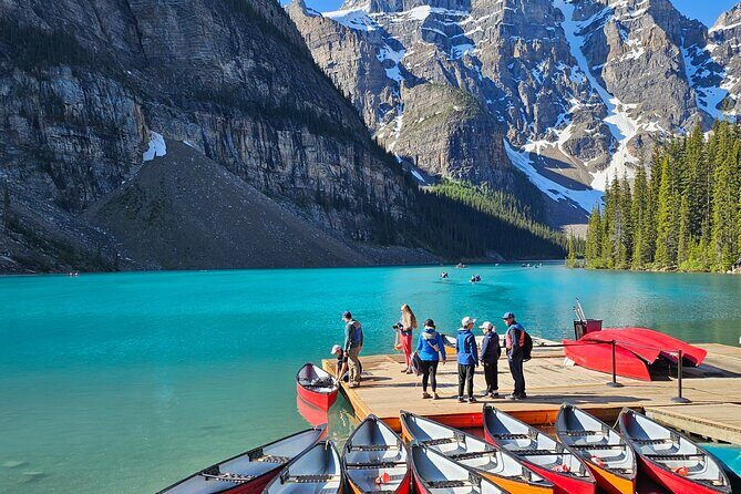 From Banff: Moraine Lake and Lake Louise Half Day Tour - Guide support that actually helps you on the ground