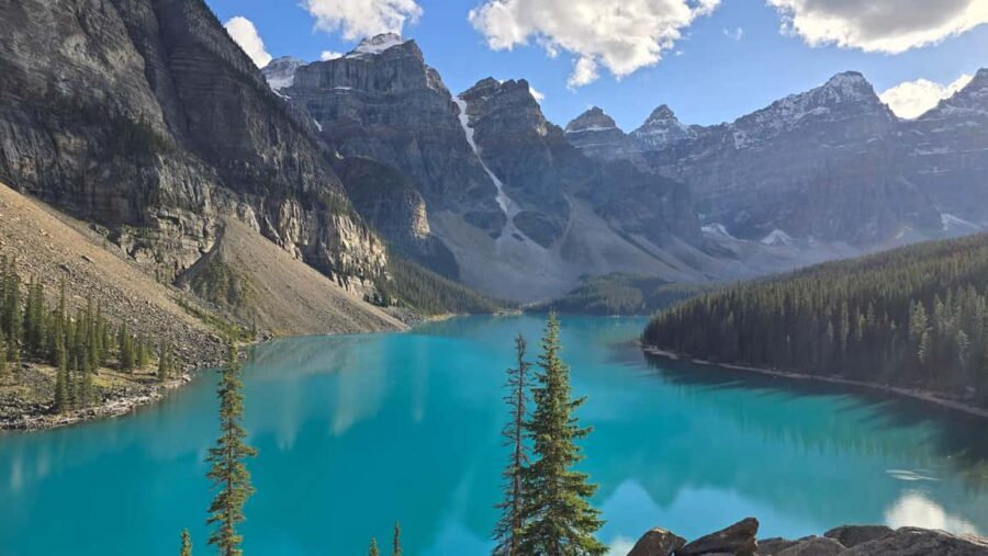 From Calgary/Banff: Moraine Lake & Lake Louise Half-Day Tour - Moraine Lake: the Ten Peaks frame and time to walk beyond photos