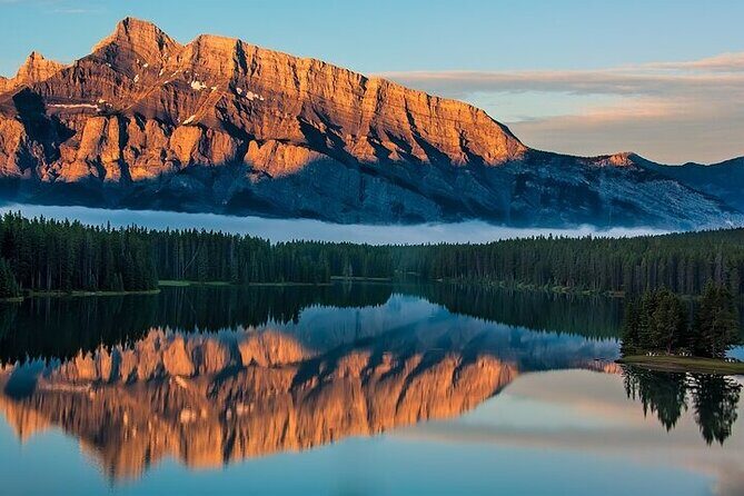 Guided Tour to Banff Highlights & Wildlife With Gondola Admission - Mount Norquay Road: fast altitude and an easy viewpoint hit