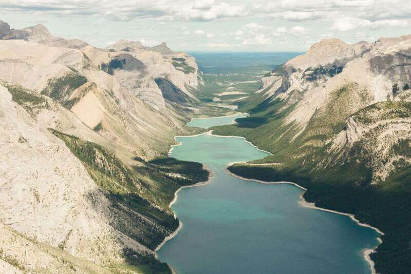 Kananaskis: 30-Minute Heli Tour of Minnewanka Lake and Banff - Safety briefing and takeoff: quick prep, then real altitude