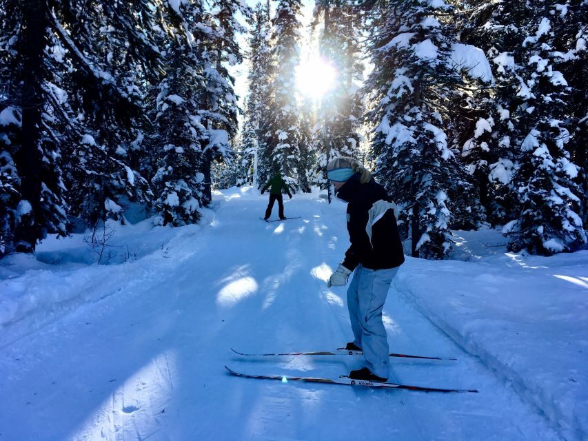 Lake Louise: Cross Country Skiing Lesson with Tour - The 10:30 AM start: what happens before you hit the trail