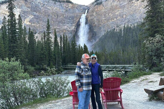 Moraine and Lake Louise with Yoho National Park Private Tour - Bonus roadside views: Castle Mountain and the Bow River