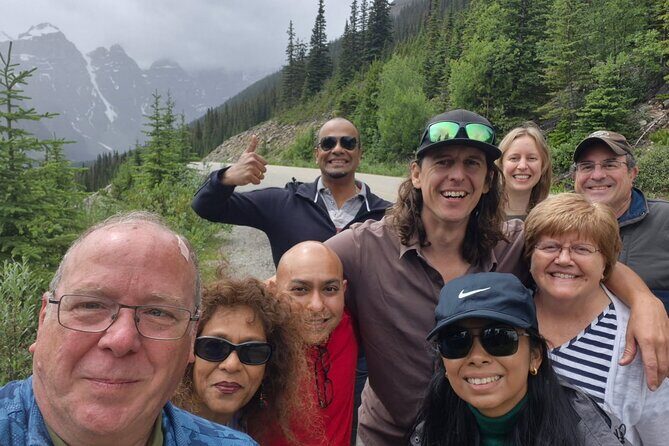Moraine Lake, Lake Louise Afternoon Tour Half day From Banff - Comfort details that matter: snacks, water, blankets, ponchos