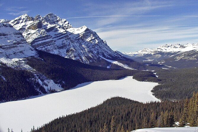 Moraine Lake, Louise Emerald Lake, and Peyto Lake all in day tour - Summer vs winter routing: Moraine timing and the Natural Bridge swap