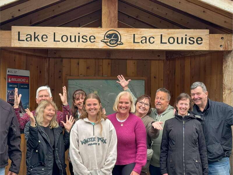Moraine Lake Sunrise & Lake Louise from Calgary/Canmore/Banf - Moraine Lake sunrise: Ten Peaks views plus a human story