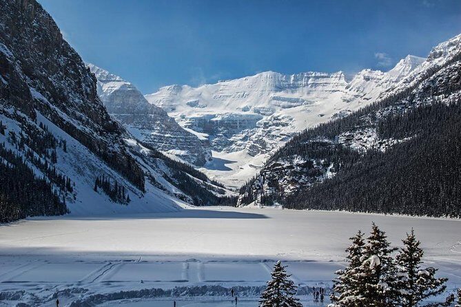 Private Tour of Lake Louise and the Icefield Parkway for up to 12 guests - Bow Lake: the calm end-of-day payoff