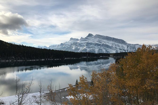 Private Tour of Lake Louise and the Icefield Parkway for up to 12 guests - Bow Falls and Two Jack Lake: easy start, real Banff river energy