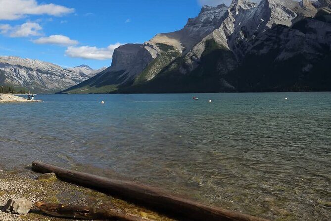 Private Transfer from Banff to Calgary or Calgary Airport - What the Reviews Emphasize: Communication, Safety, and Punctuality