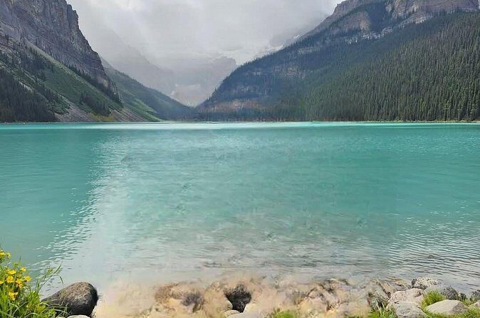 Private Transfer from Banff to Calgary or Calgary Airport - Who This Transfer Fits Best (and Who Might Prefer Something Else)