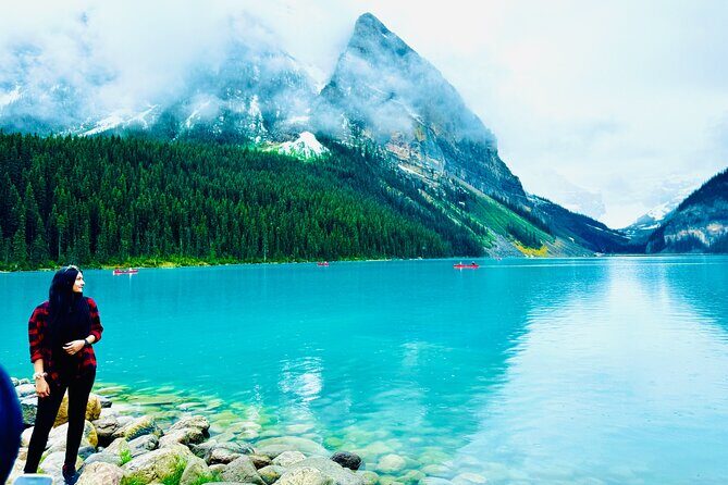Shuttle Bus 2way BANFF to Lake louise & Moraine lake(1 hour each) - Timing and pacing: 4.5 hours total and what that means for your day