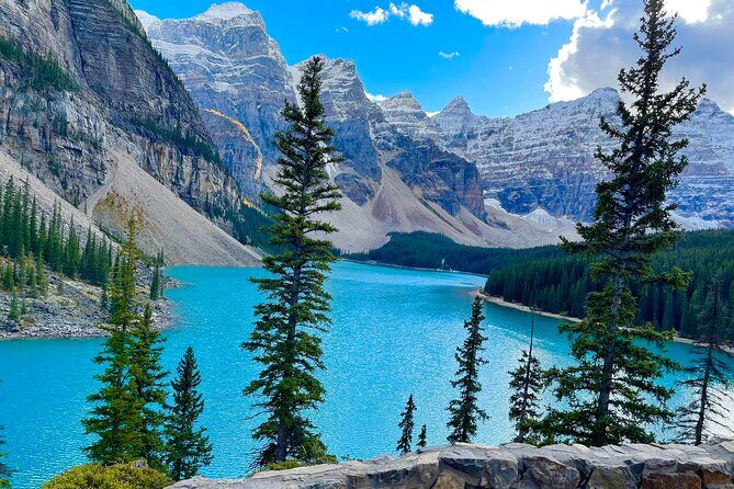 ShuttleBus 2way Banff to Lake Louise (1Hr) and Moraine Lake (1Hr) - Banff to Lake Louise and Moraine: what this shuttle does well