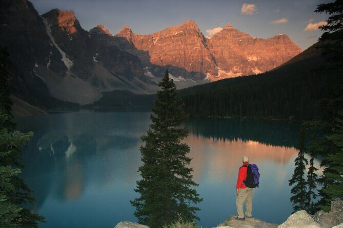 Sunrise Moraine Lake and Lake Louise - Moraine Lake at sunrise: Rockpile views and how the cold is handled