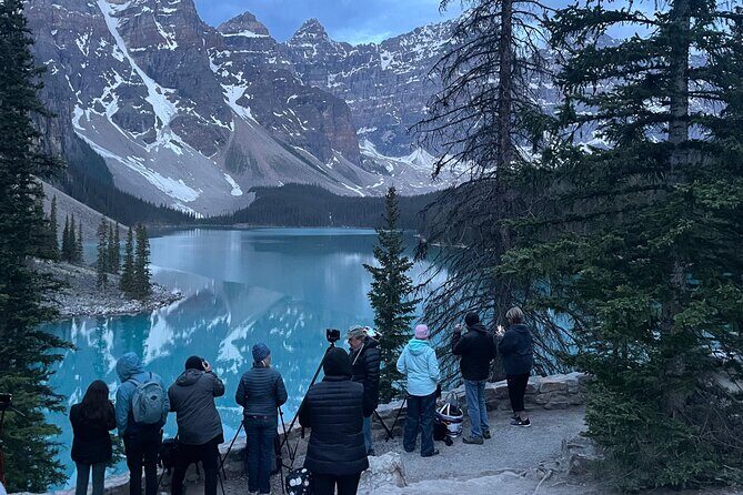 Sunrise Moraine Lake and Lake Louise - Getting there at 4:00 am: pickup, timing, and why it matters